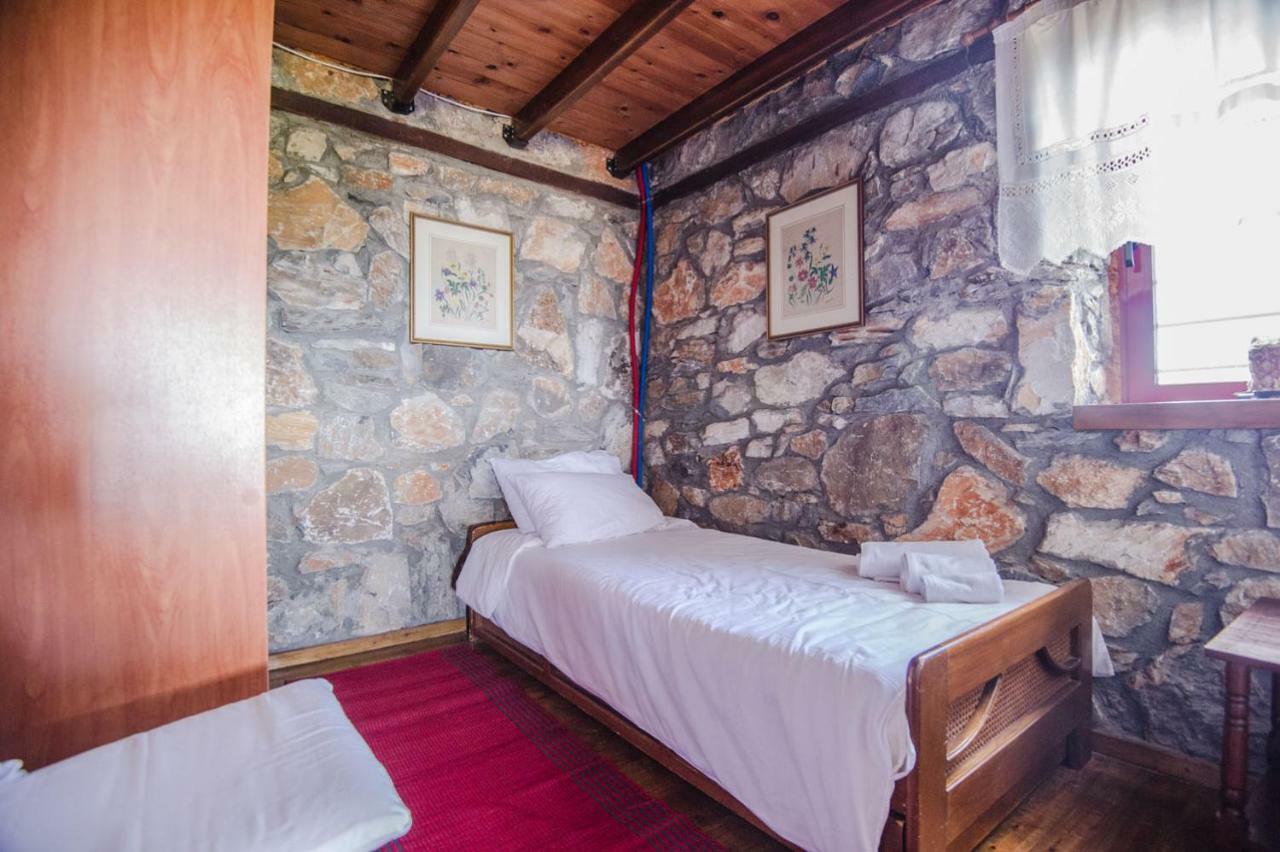 Stonehouse 2 Bedroom Chalet On Olympus Amazing View Pétra Екстериор снимка