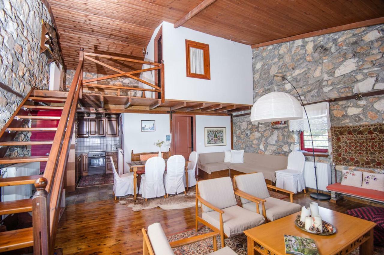 Stonehouse 2 Bedroom Chalet On Olympus Amazing View Pétra Екстериор снимка